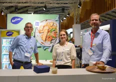 Bij Sofine Foods zien ze wel een groei in biologisch, maar de vraag naar conventionele vleesvervangers groeit harder. Op de foto: Frank Groenland, Marileen Jansen en Michael Mouwen. 