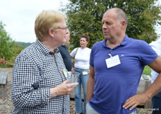 Maria Buitenkamp (Biohuis/Stichting EKO) en Gerard Oldenhof van Pilot Biomonitor. 