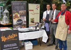 Rob Groot van Wijnimport Saladin met Maître Sommelier Mark Vonk en Sous chef Bas Jansen van restaurant Upstairs uit Voorschoten