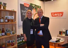 Maaike Verdonschot en Jan Kusters van Larco Foods presenteren een reeks authentieke bouillons en soepen. Doen veel in private label in Nederland. Zo komen de soepen van Your Organic Nature (verkrijgbaar bij Udea) uit de koker van Larco Foods.